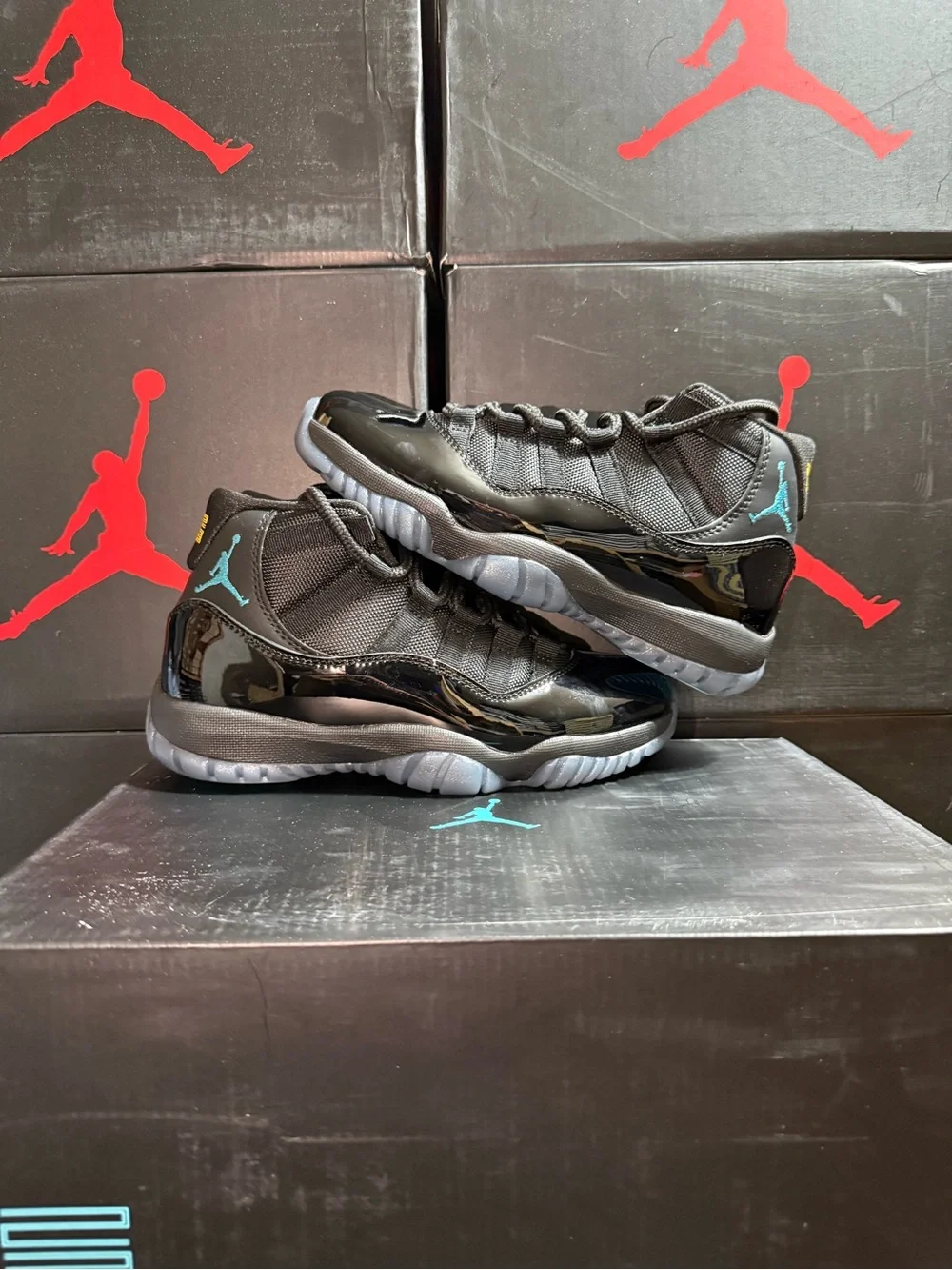 Jordan 11 Retro Gamma Blue Men’s Low-Top Sneakers — Black with Teal Jumpman